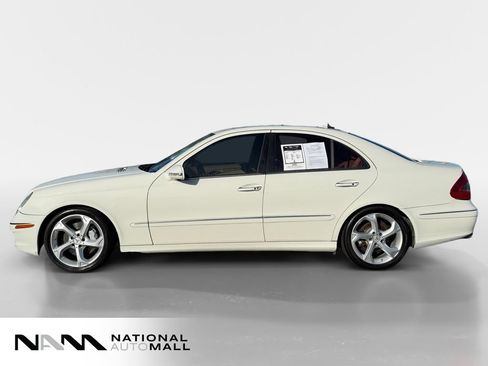 Used 2007 Mercedes-Benz E 350 Sedan image 2