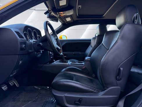 Used 2010 Dodge Challenger SRT8 w/ Special Edition Group image 6