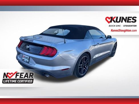 Used 2023 Ford Mustang Convertible image 11
