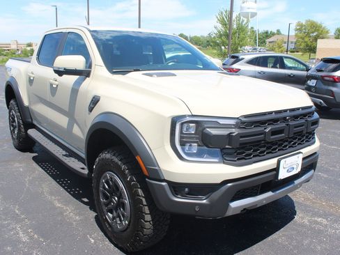 New 2025 Ford Ranger Raptor image 4