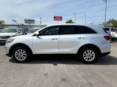 Used 2020 Kia Sorento FWD V6 image 5