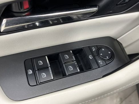 Used 2024 MAZDA CX-90 Plug-In Hybrid w/ Premium Plus image 31