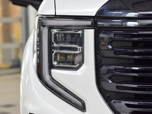 Used 2024 GMC Sierra 1500 Denali Ultimate AWD/4WD image 12