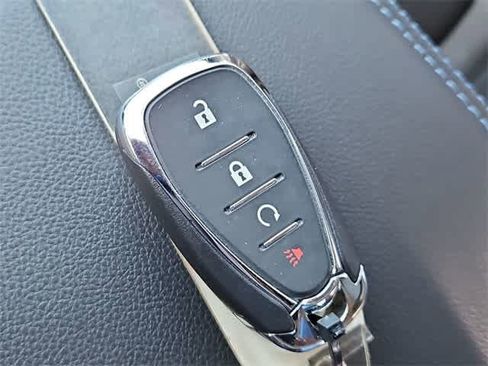 Used 2017 Chevrolet Volt Premier w/ Driver Confidence II Package image 34