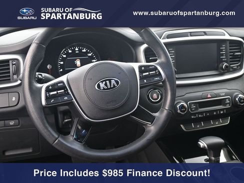 Used 2020 Kia Sorento SX image 16