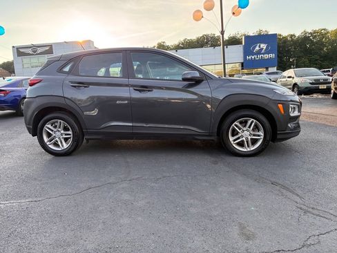 Used 2021 Hyundai Kona SE FWD image 7