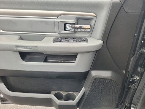 Used 2019 RAM 1500 Classic Warlock image 15