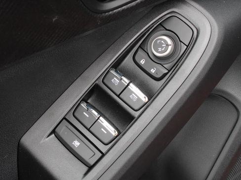 New 2025 Subaru Crosstrek 2.5i Limited w/ Popular Package #4A image 10