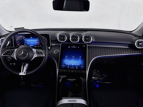 Used 2023 Mercedes-Benz C 300 Sedan image 5