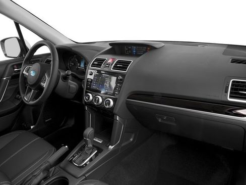 Used 2017 Subaru Forester 2.5i Touring AWD/4WD image 19