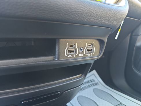 Used 2021 Chrysler Pacifica Touring-L w/ S Appearance Package image 34