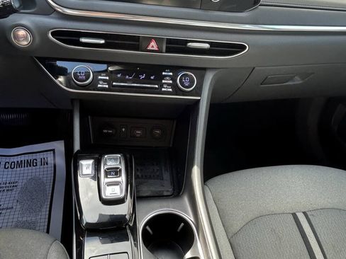 Used 2020 Hyundai Sonata SEL w/ Convenience Package FWD image 10