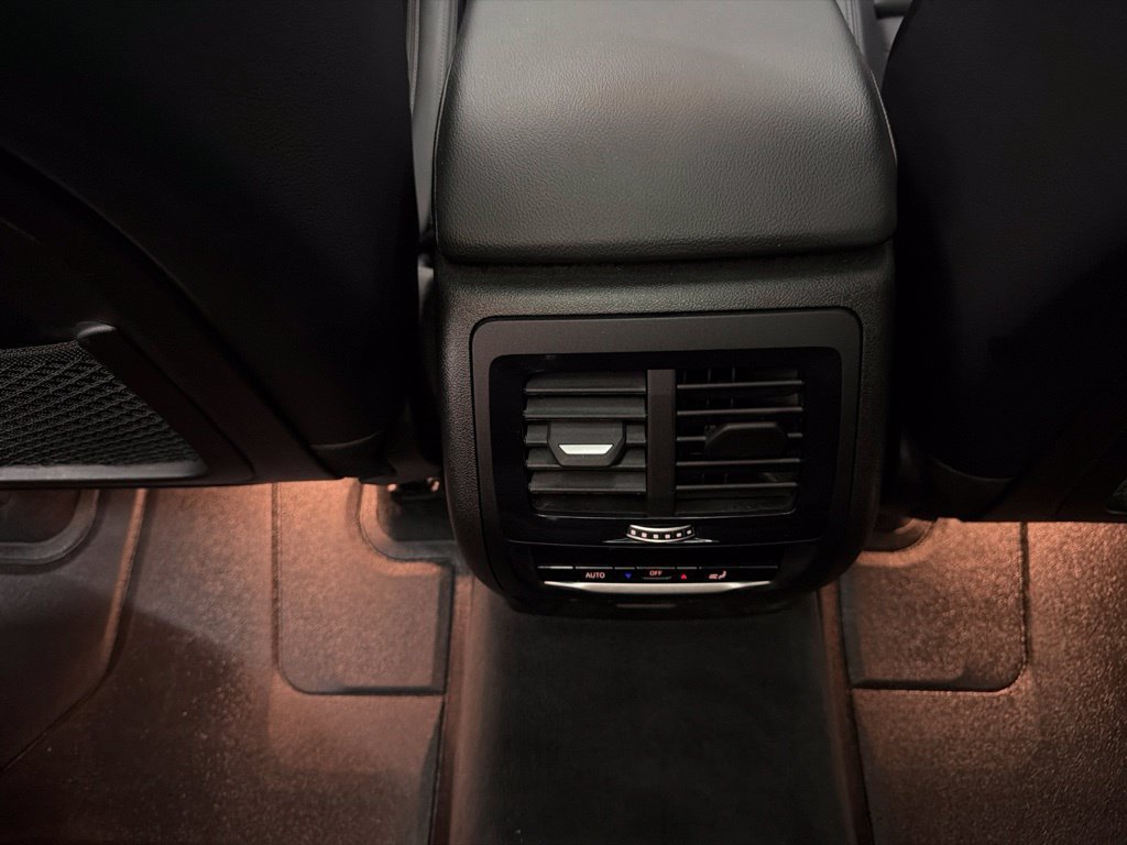 Used 2022 BMW X3 M40i AWD/4WD image 26
