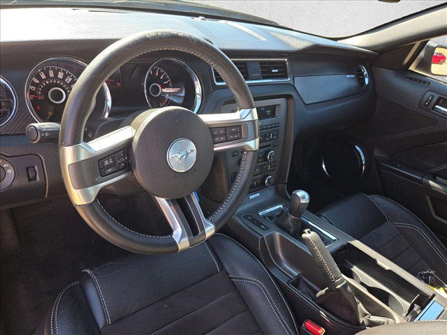 Used 2014 Ford Mustang GT Premium w/ Equipment Group 402A RWD image 9