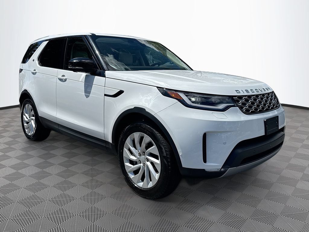 Used 2025 Land Rover Discovery S AWD/4WD image 4