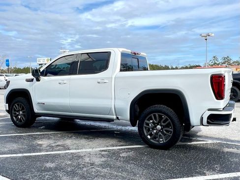 Used 2022 GMC Sierra 1500 AT4 w/ AT4 Premium Package image 10