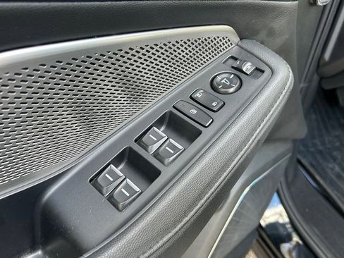 Used 2023 Acura MDX SH-AWD image 28