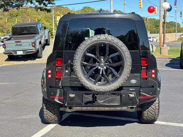 Used 2023 Land Rover Defender 110 X-Dynamic SE AWD/4WD image 4