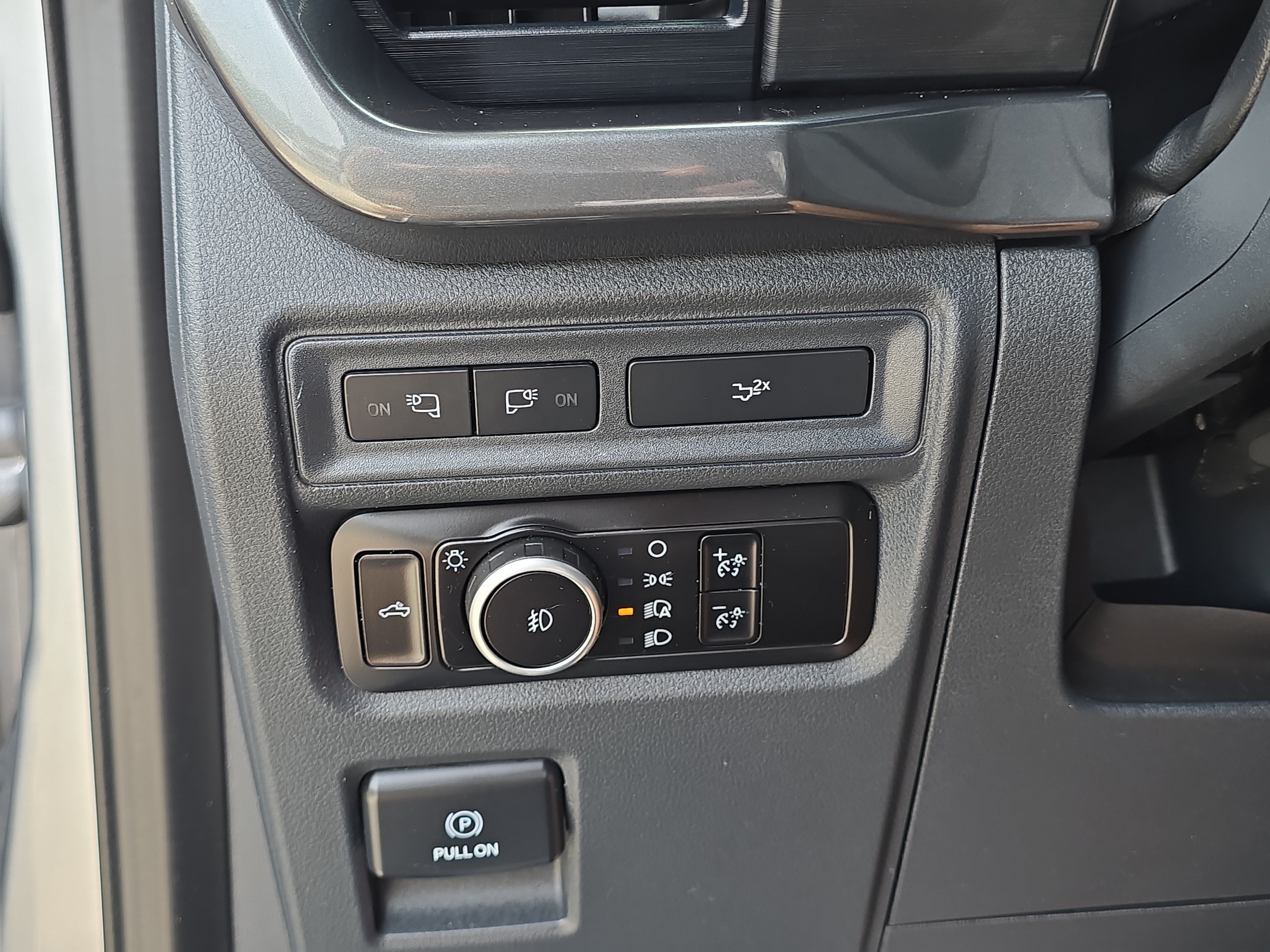Used 2023 Ford F150 XLT w/ Equipment Group 302A High RWD image 29