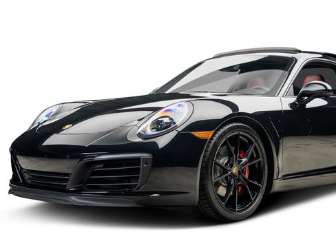 Used 2019 Porsche 911 Carrera S RWD image 14