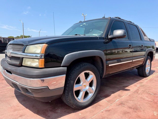 Used 2005 Chevrolet Avalanche Z71 w/ Preferred Equipment Group AWD/4WD image 1