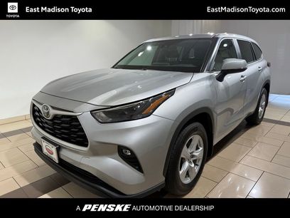 Used 2025 Toyota Highlander LE
