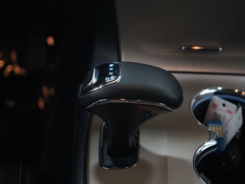 Used 2014 Jeep Grand Cherokee Limited AWD/4WD image 19