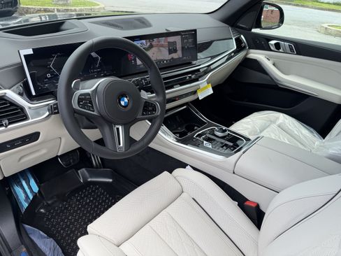 New 2026 BMW X5 M60i AWD/4WD image 11