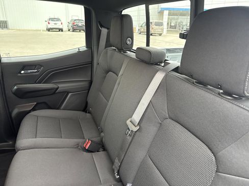 New 2026 GMC Canyon Elevation w/ Convenience Package image 12