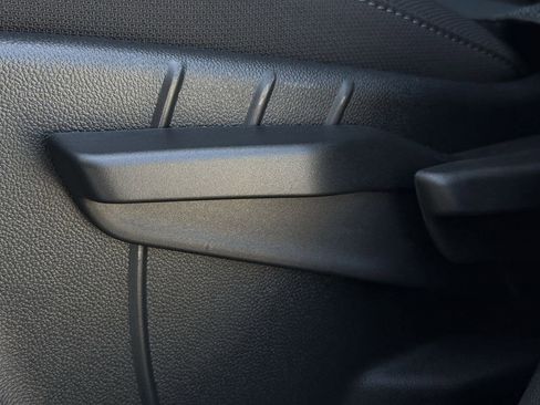 New 2026 Chevrolet Equinox LT image 21