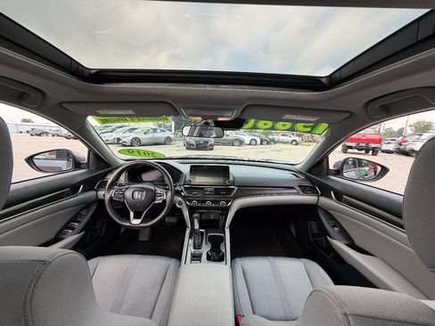 Used 2019 Honda Accord EX image 13