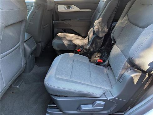 New 2026 Ford Explorer Active image 15