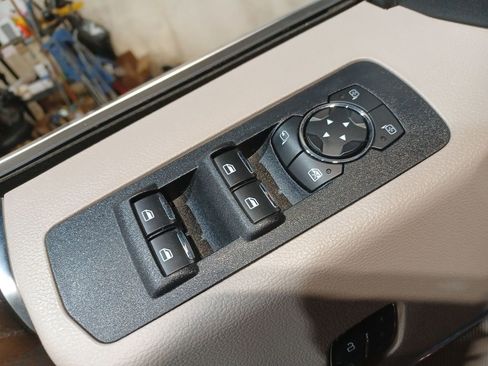 Used 2019 Ford F150 Limited w/ Trailer Tow Package image 15