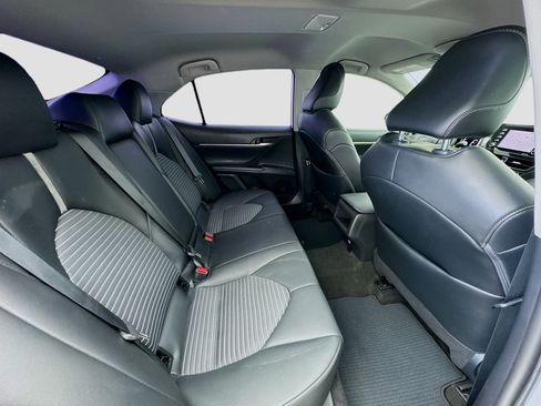 Used 2024 Toyota Camry SE w/ Convenience Package FWD image 17