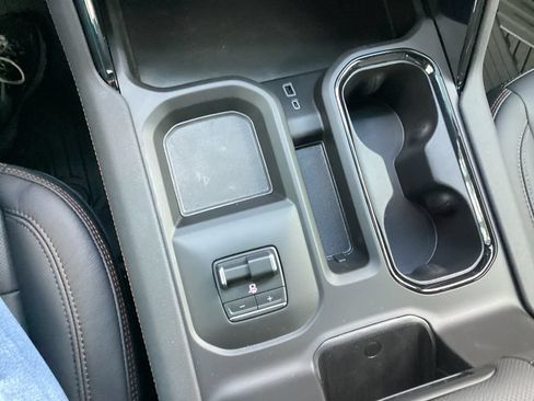 New 2026 GMC Sierra 2500 AT4 w/ AT4 Premium Plus Package AWD/4WD image 31