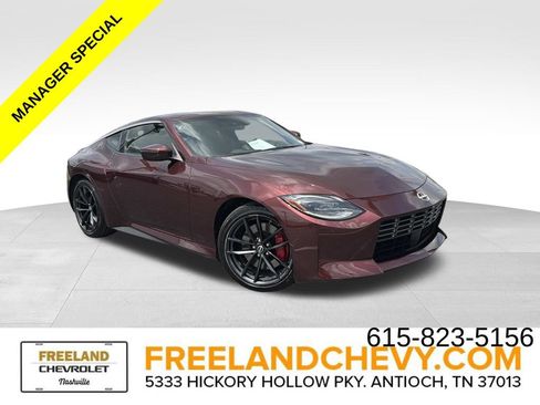 Used 2025 Nissan Z Performance w/ Floor Mat Package RWD image 1