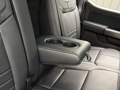 Used 2026 Ford F450 Platinum w/ FX4 Off-Road Package image 46