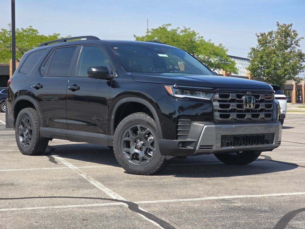 New 2026 Honda Pilot TrailSport image 2