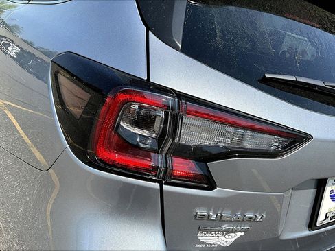 Used 2025 Subaru Outback Limited image 32