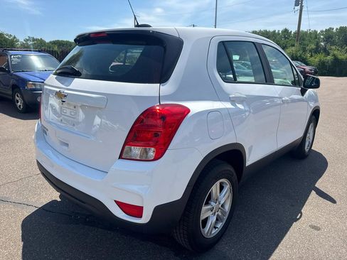 Used 2018 Chevrolet Trax LS AWD/4WD image 5