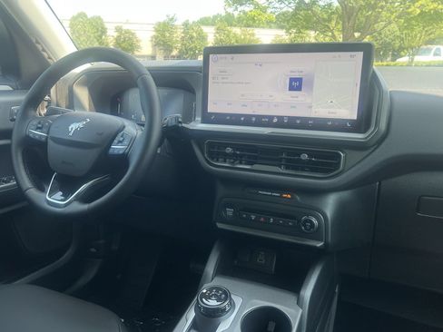 New 2026 Ford Bronco Sport Outer Banks w/ Outer Banks Tech Package+ AWD/4WD image 3