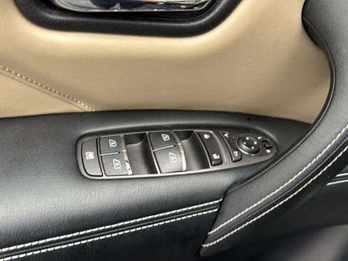 Used 2021 INFINITI QX80 Premium Select w/ Cargo Package image 31