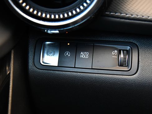 Used 2025 Chevrolet Equinox LT FWD image 34