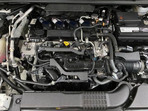 Used 2020 Toyota Corolla SE w/ Carpet Mat Package (TMS) FWD image 9
