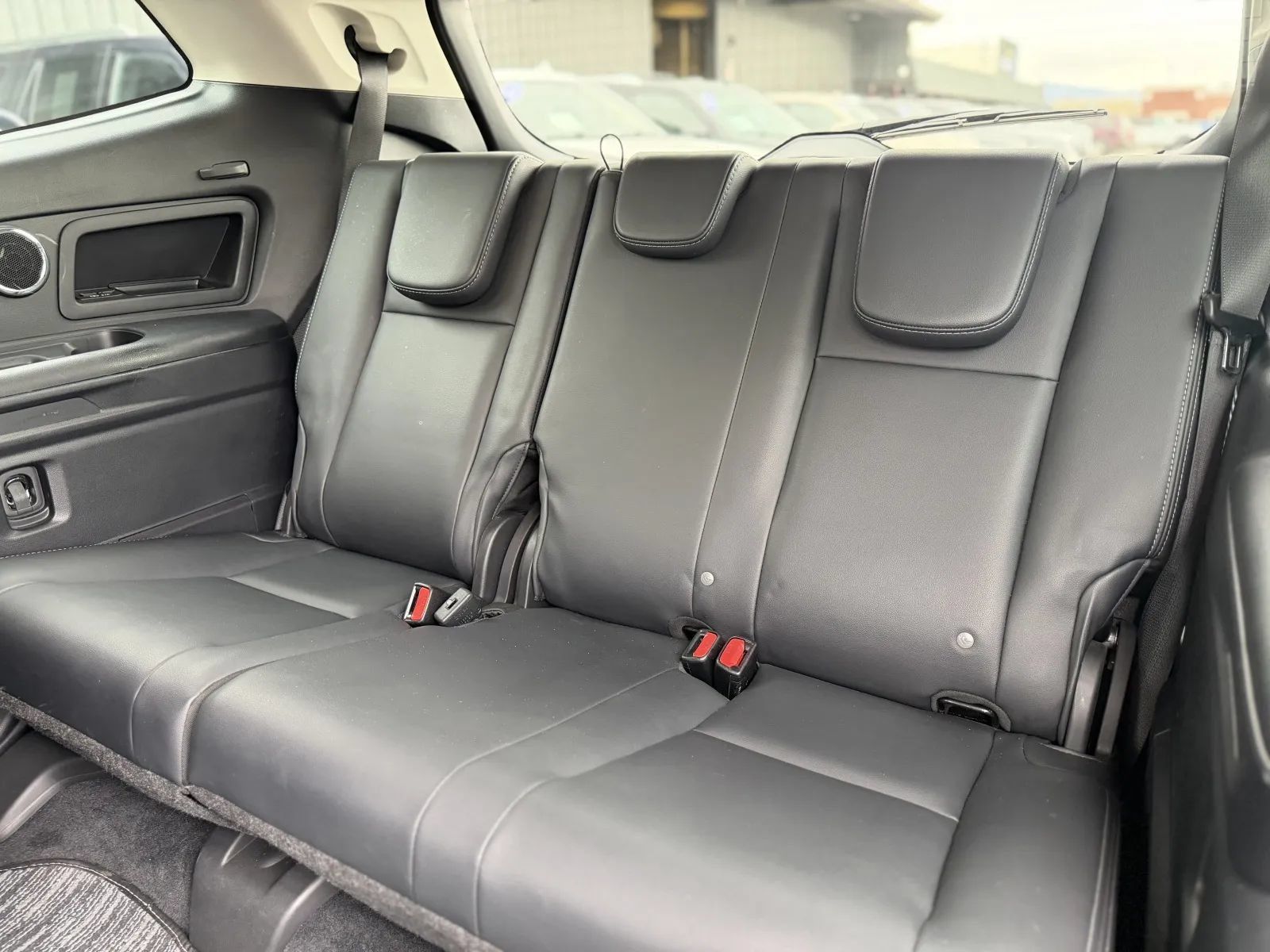 Used 2023 Subaru Ascent Touring AWD/4WD image 16