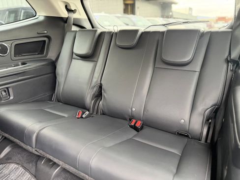 Used 2023 Subaru Ascent Touring AWD/4WD image 16