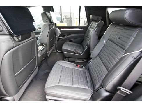 New 2026 Cadillac Escalade Platinum Sport w/ LPO, ONYX Package AWD/4WD image 7