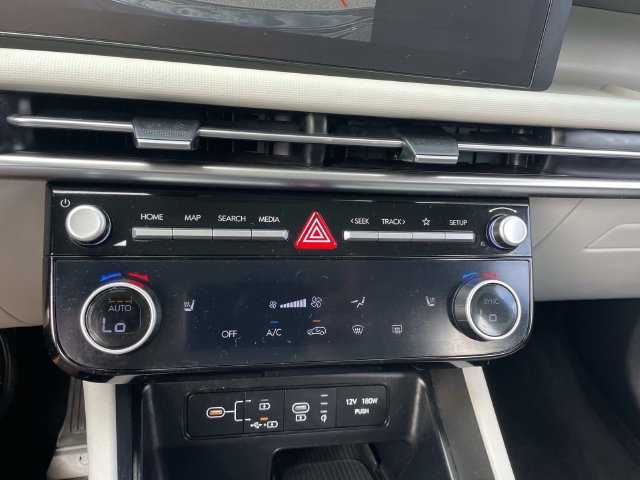 Used 2025 Hyundai Tucson SEL FWD image 26