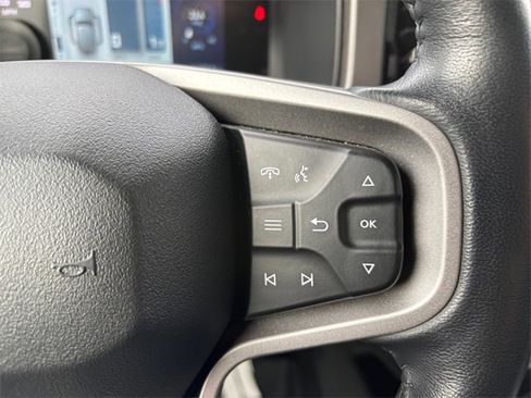 Used 2022 Ford Bronco Outer Banks image 18