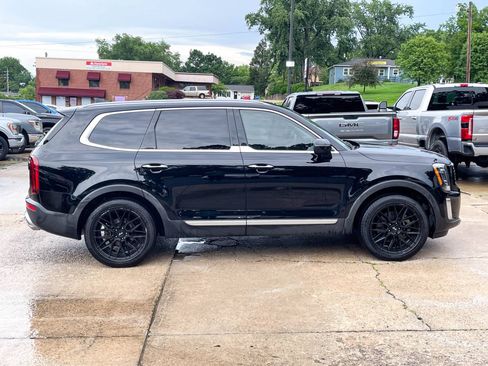 Used 2020 Kia Telluride S AWD/4WD image 3